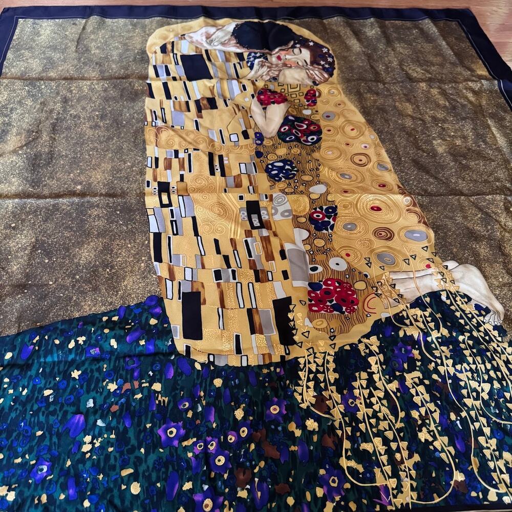 Gustav Klimt The Kiss Printed Silk Scarf - Picture 2 of 5